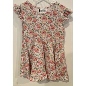 Size 8 Lily & London’s top